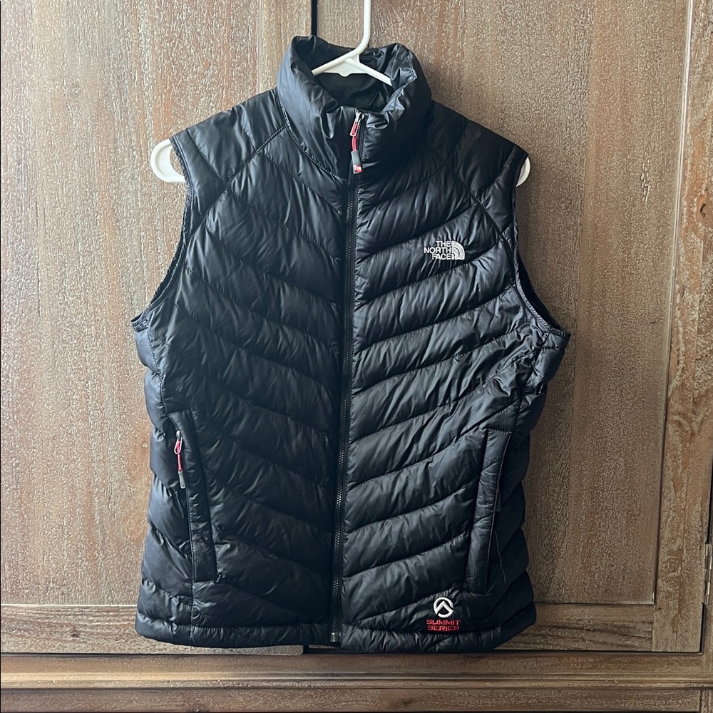 The North Face Summit Series Pertex Quantum